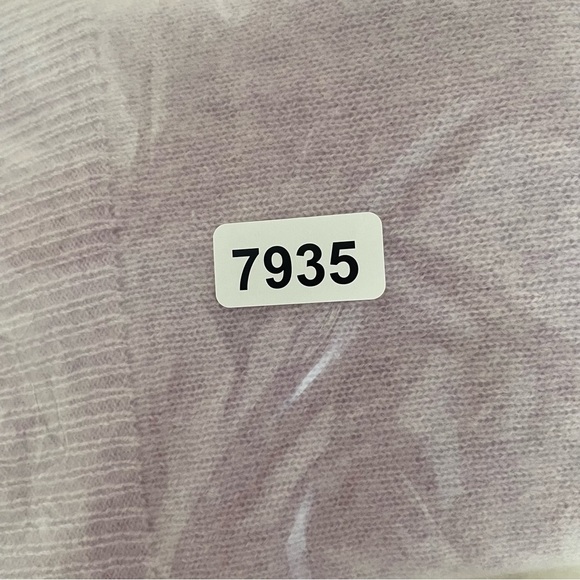 Cashmere lilac Crew Neck Sweater - Picture 6 of 7